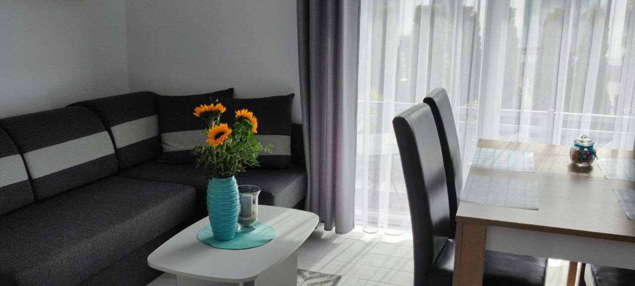 Apartamenty Dzemejra - Jumeirah Ujście-Darłowskie Dış mekan fotoğraf