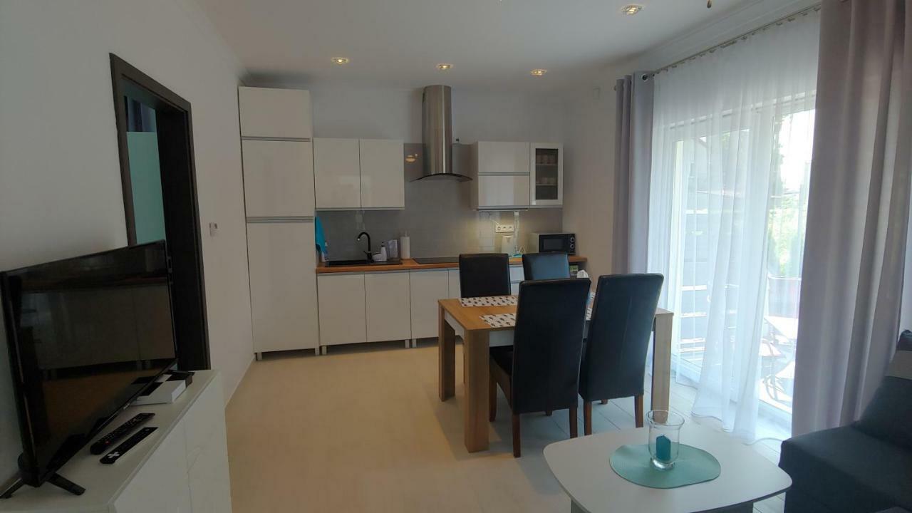 Apartamenty Dzemejra - Jumeirah Ujście-Darłowskie Dış mekan fotoğraf